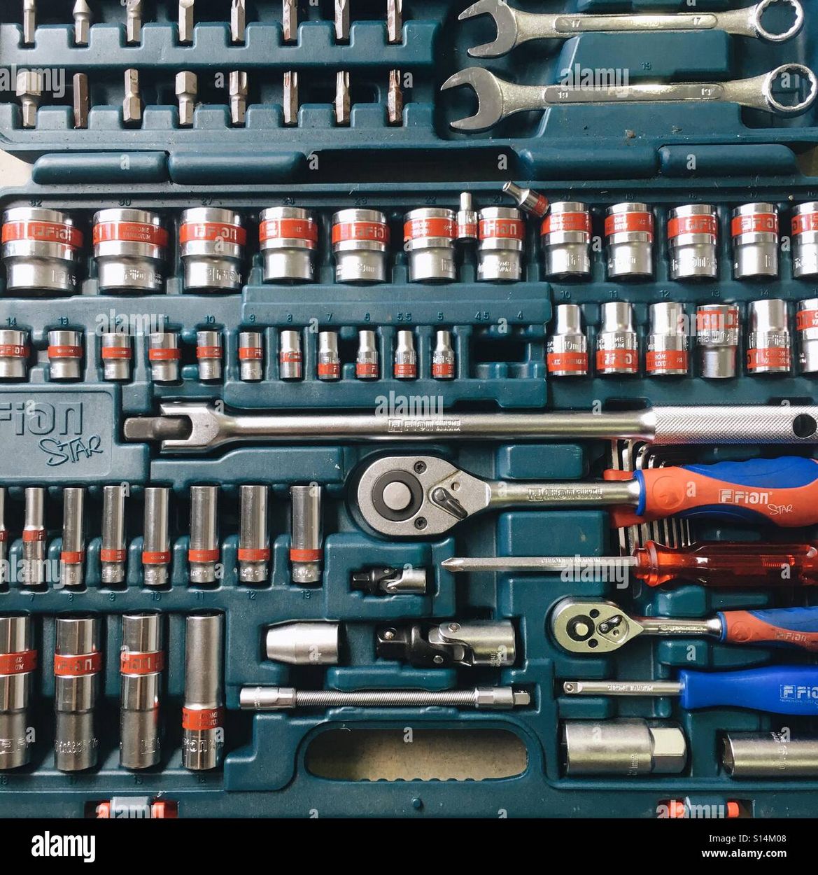 What is a Code Visitor for Cars: Lorry Diagnostic Tools Explained